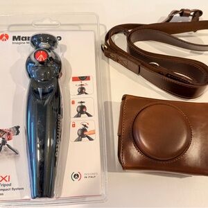 Brand New Camera Tripod + Free Case